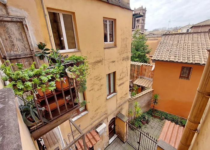 Lovely Trastevere Loft Appartement *